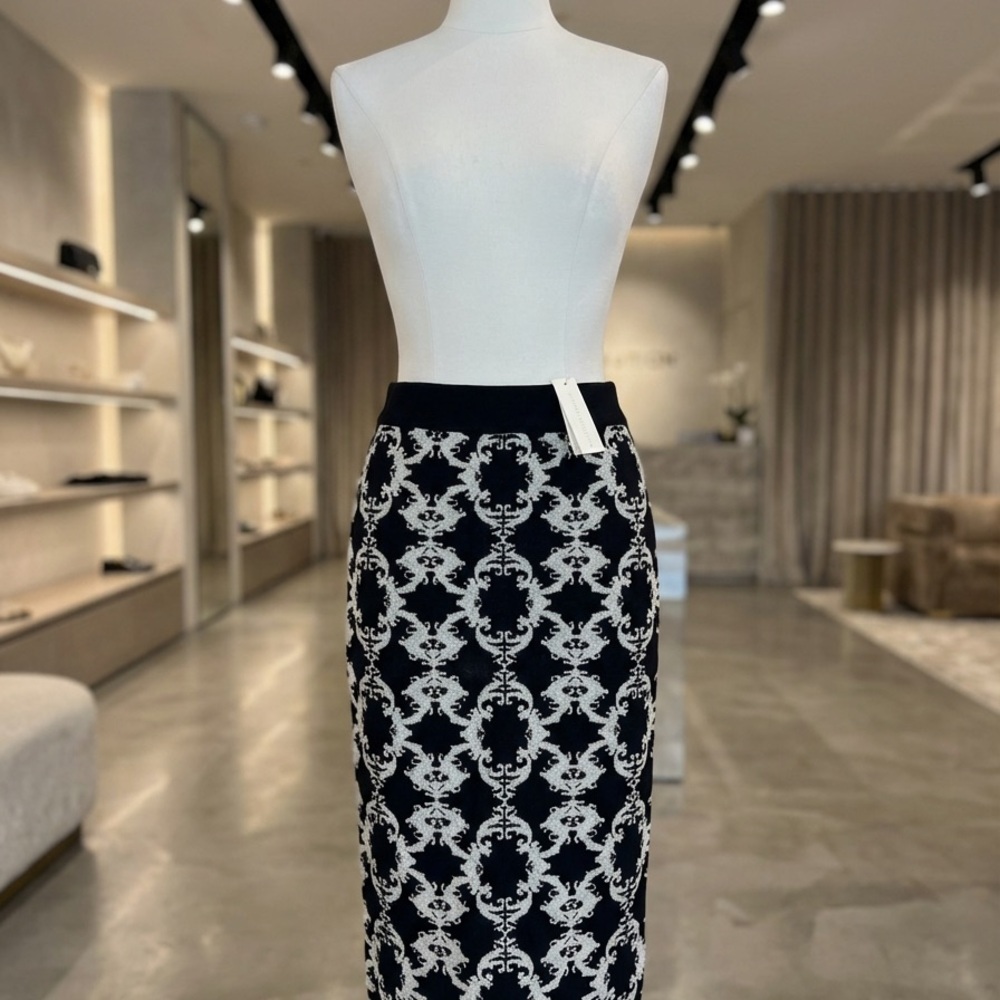 NY&Co Black Silver Metallic Pencil Skirt NWT M - Picture 13 of 16
